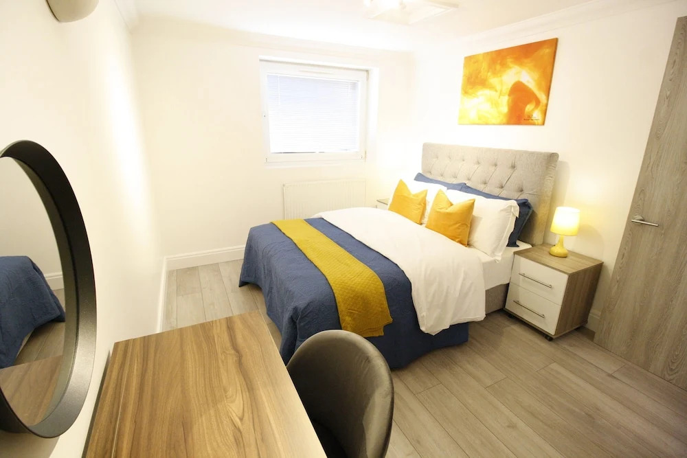 Willow Serviced Apartments - The Walk 3
