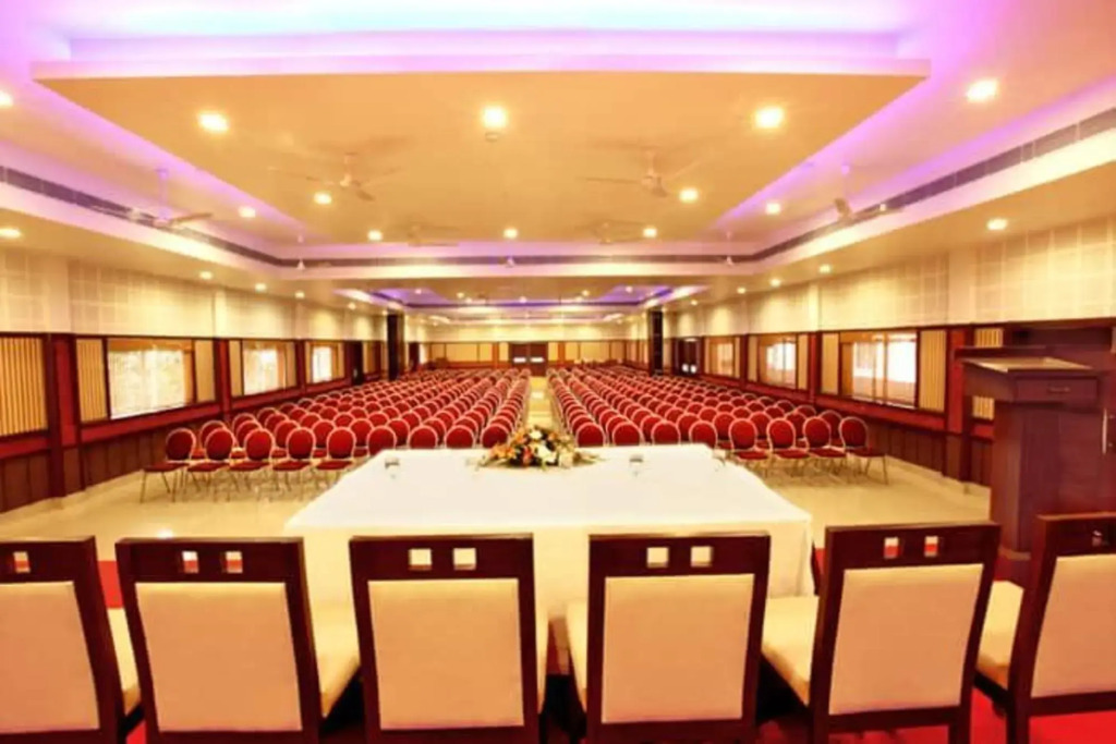 Hotel Vettikattu Plaza