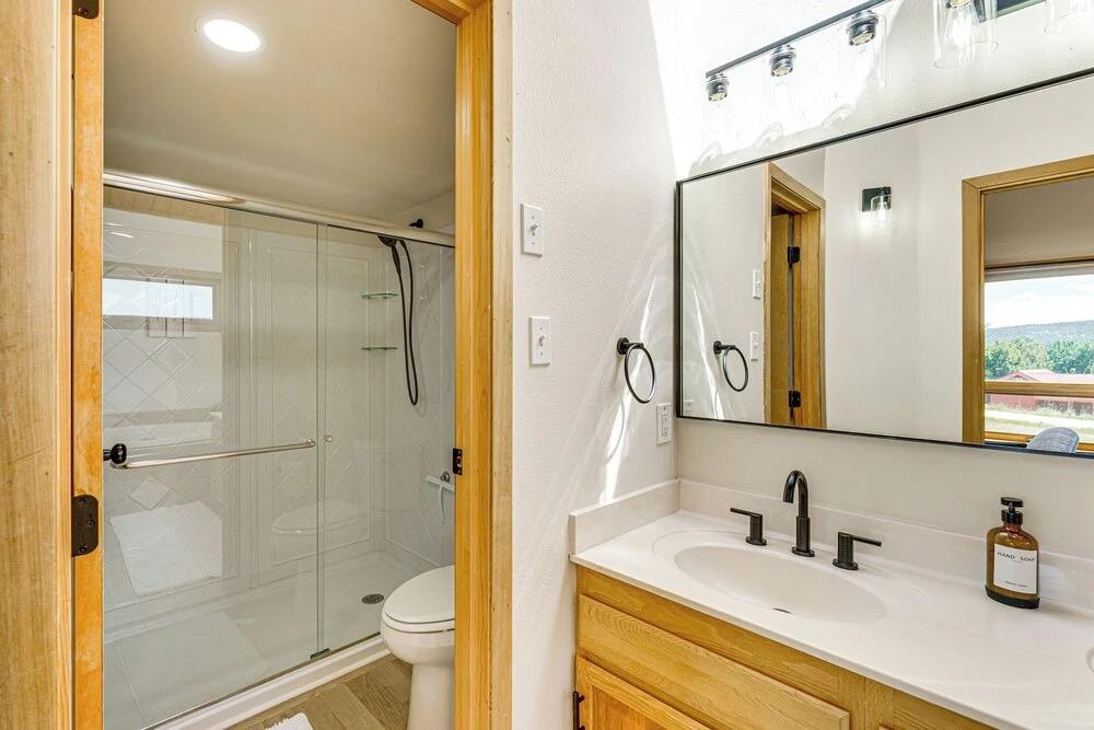 3 Mi to Ski Resort: Spacious Angel Fire Retreat