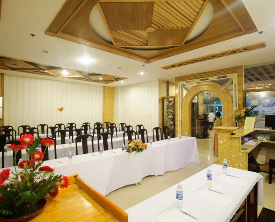 Boss Palace Hotel