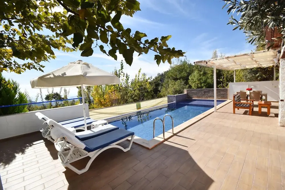 Villa Buse by EvTatilim
