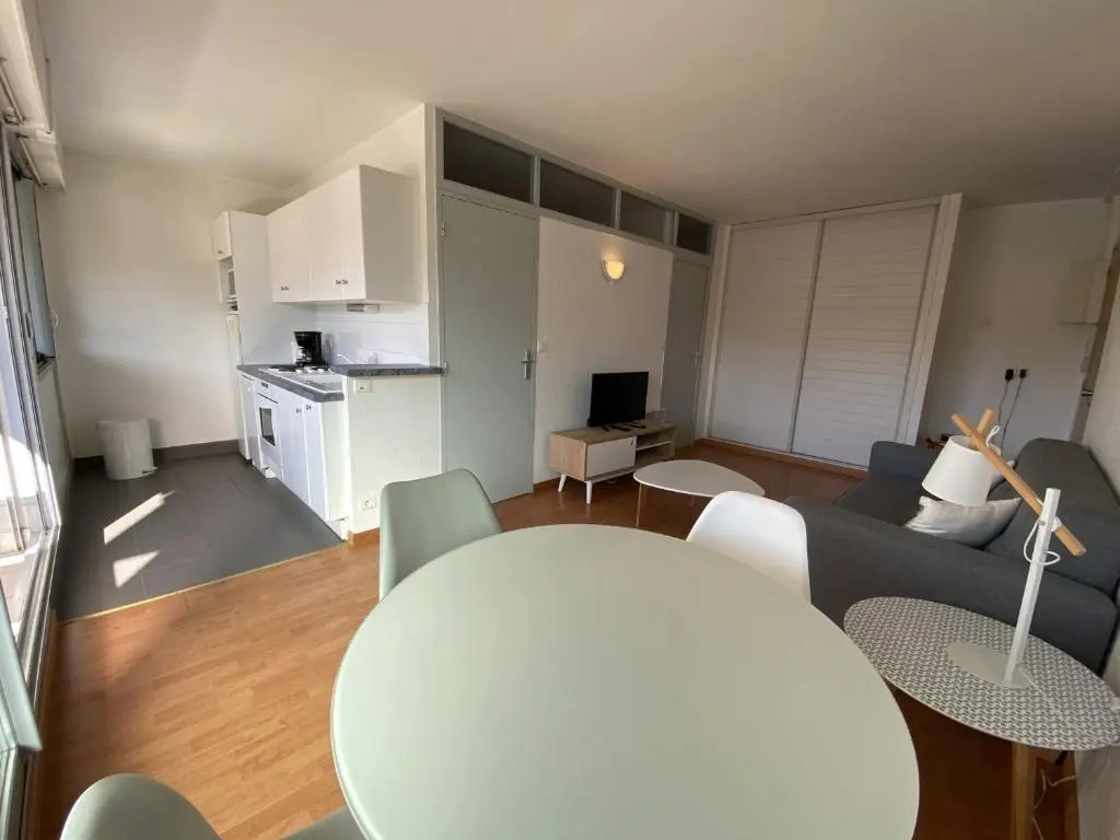 Appartement Arcachon, 2 Pièces, 4 Personnes - Fr-1-374-85