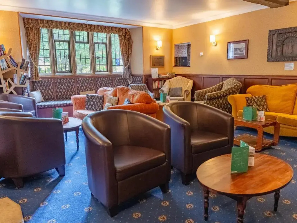 YHA Hartington Hall