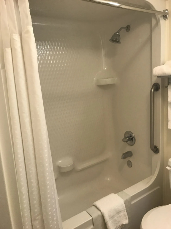 Holiday Inn Redding by IHG