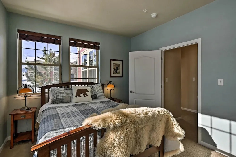Granby Getaway: Cozy Condo Only 2 Mi to Ski Slopes