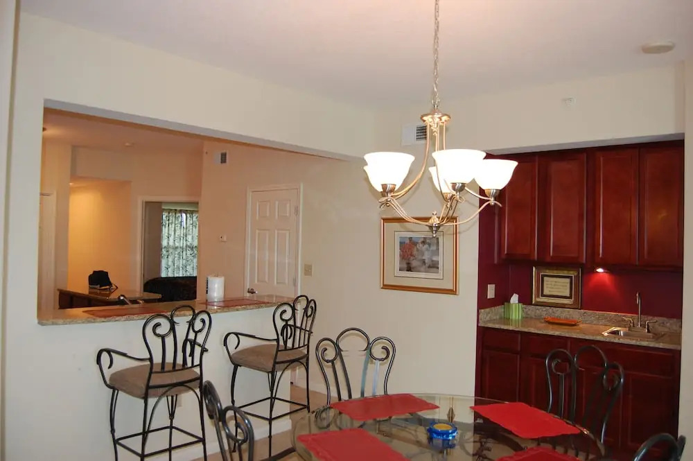 Legacy2-1108 2 Bedrooms 2 Bathrooms Condo