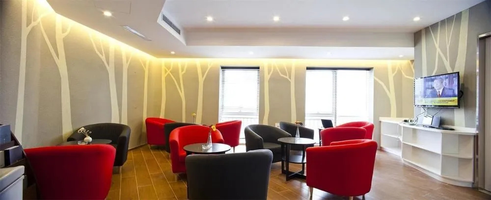 Locca Service Apartment
