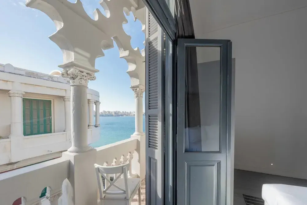grey l studio apartments Corniche Alexandria