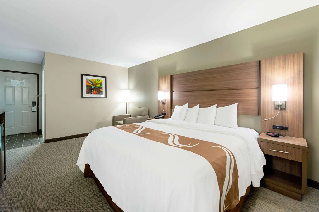 Super 8 Mishawaka