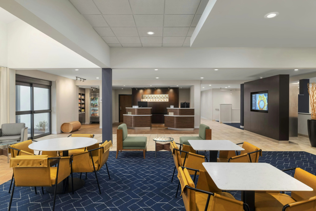 Courtyard by Marriott Dallas-Fort Worth/Bedford