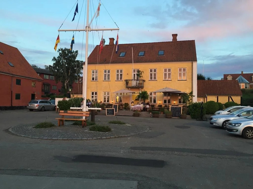 Dyrlev Bed & Breakfast