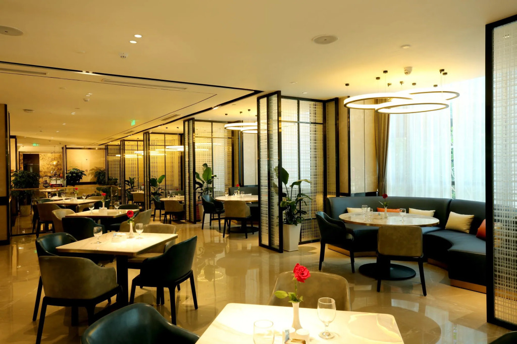 Clifford Hotel