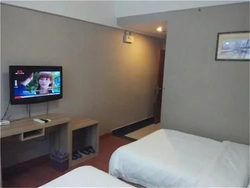 Yiju Hotel