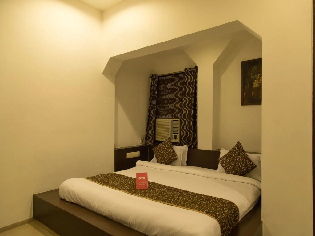 Hotel Woodlands By OYO Rooms