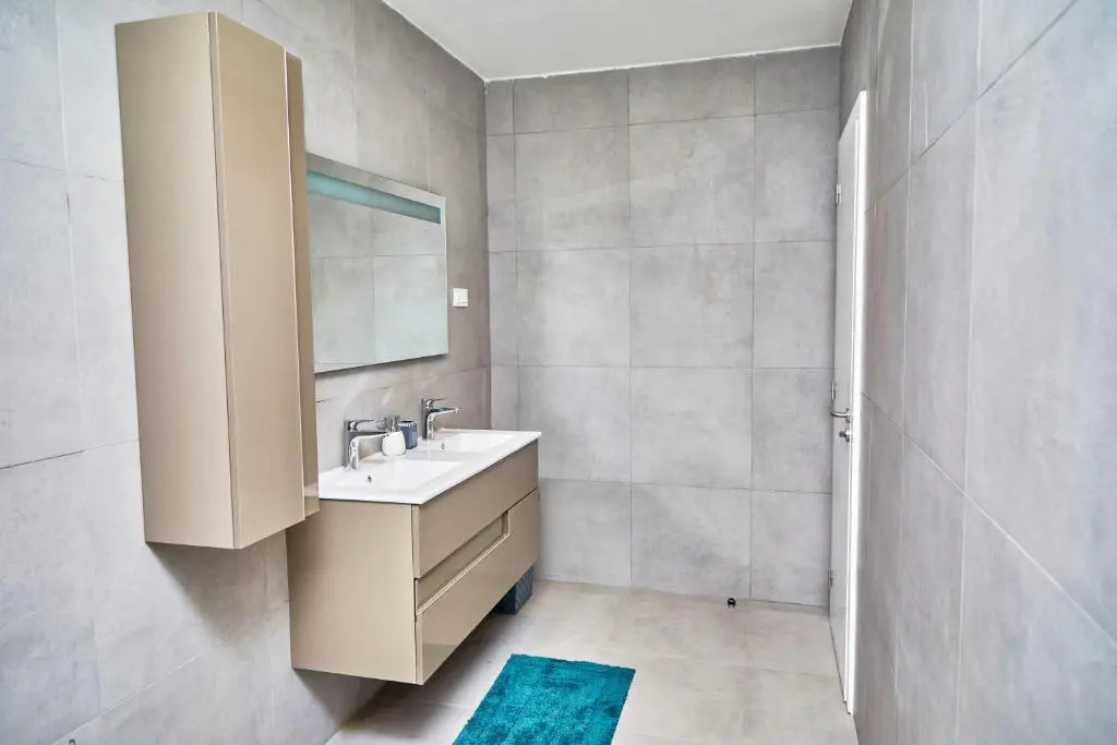 Waypoint Suites