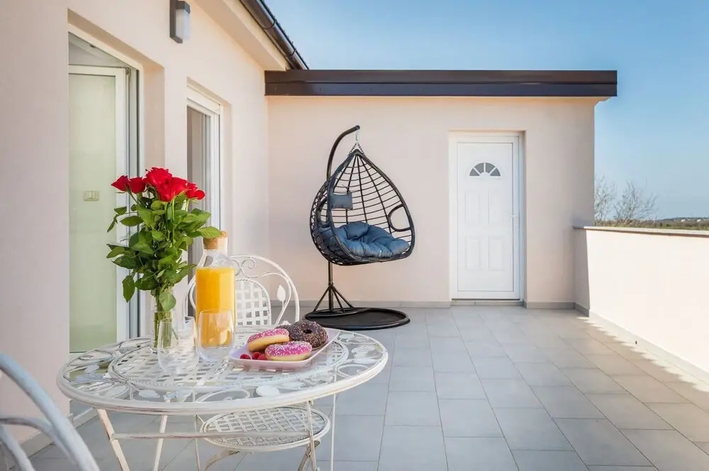 Lovely Family Bungalow With Private Pool