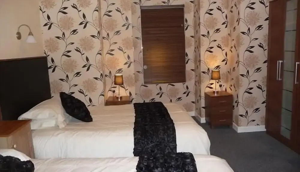 Highcliffe Holiday Apartments
