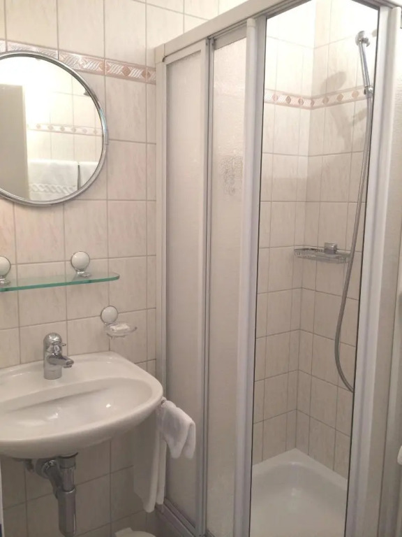 Hotel & Spezialitätenrestaurant zur Linde