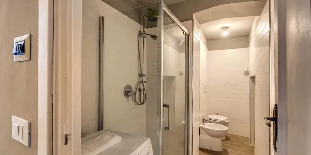 Colosseo 2 Bedroom Walking Distance