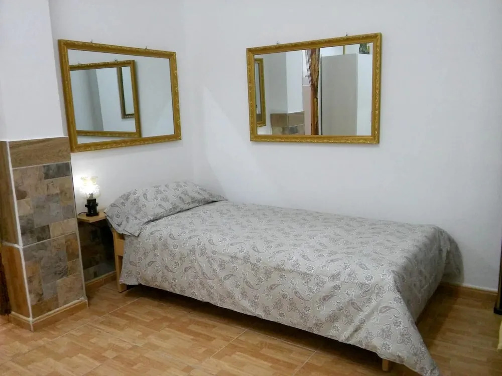 Apartment With one Bedroom in Arona, With Wifi