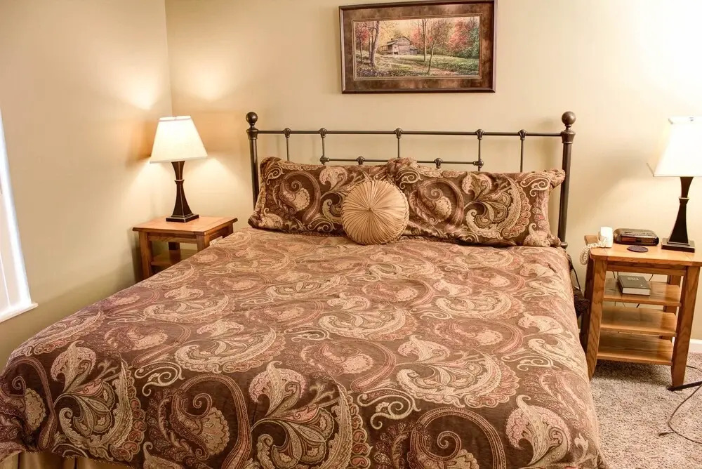 Whispering Pines 443