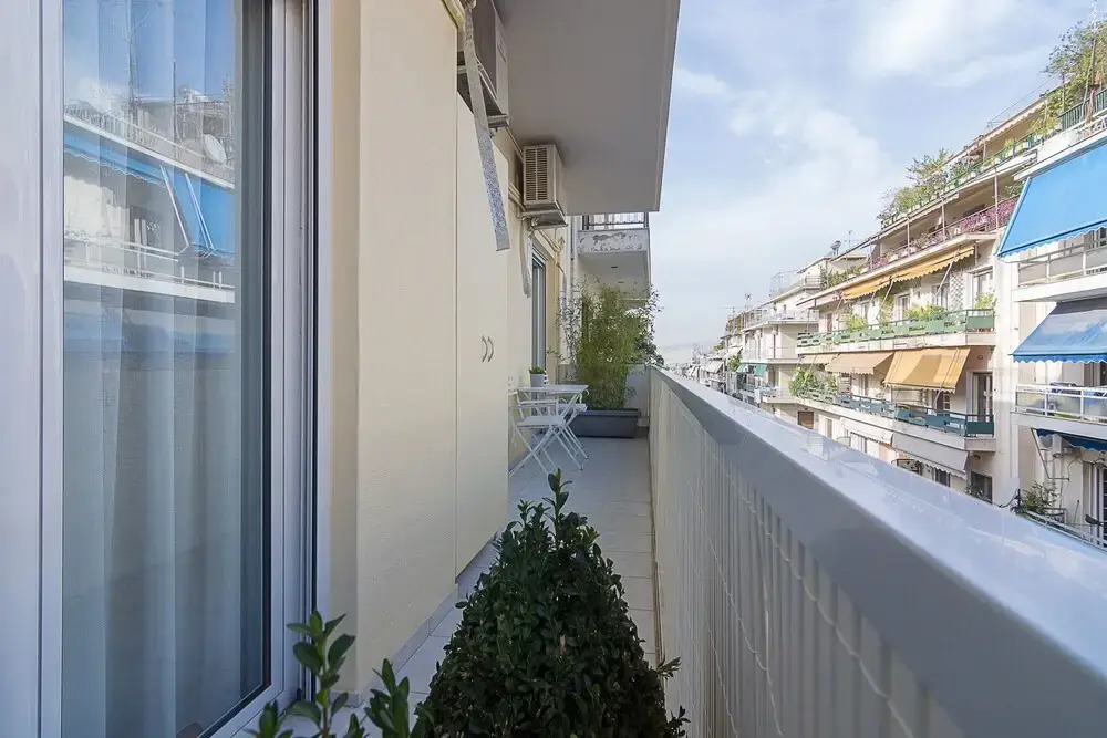 Spacious 3 bedroom apartment in Thessio