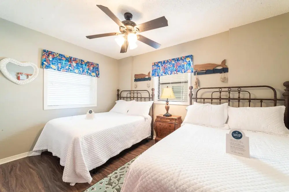 Seaside Beach & Racquet 4412