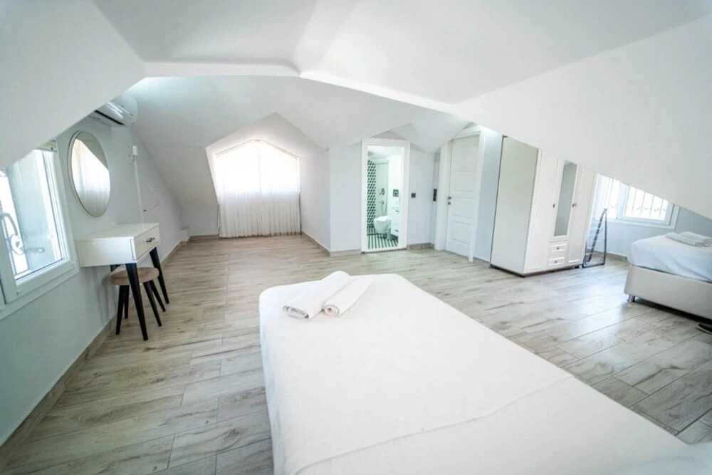 Serene Villa With Private Pool