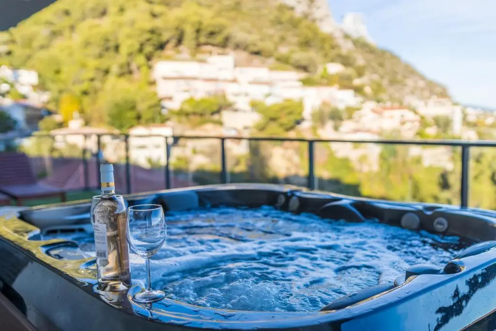 Monaco view, pool, garage, 100 m2 terrace