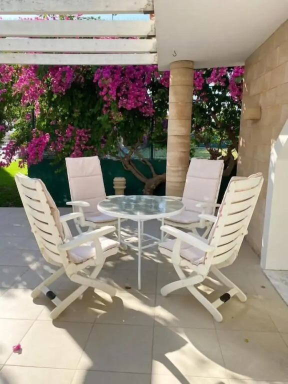 Nostrana Village Apartments