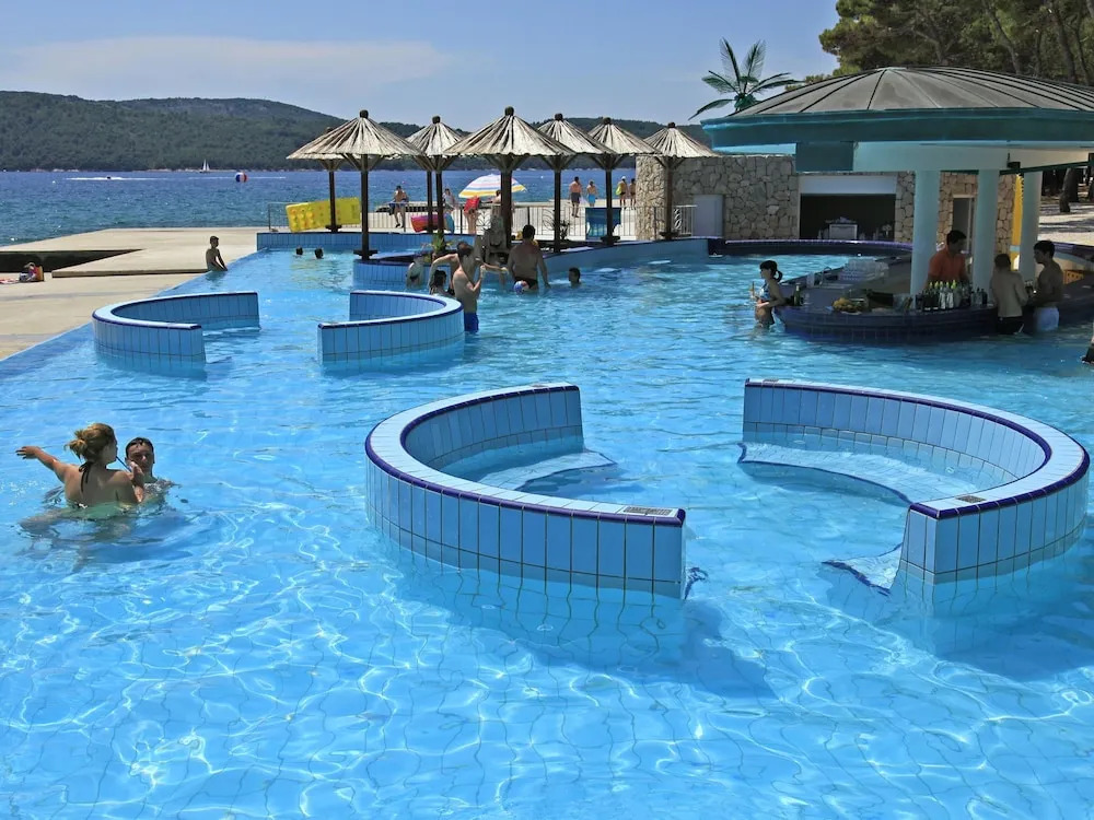 Comfortable Chalet With AC Near Beautiful Sibenik