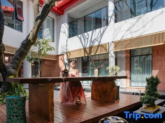 Yifangju Designer Courtyard, Jinma Biji Square, Nanping Pedestrian Street, Kunming