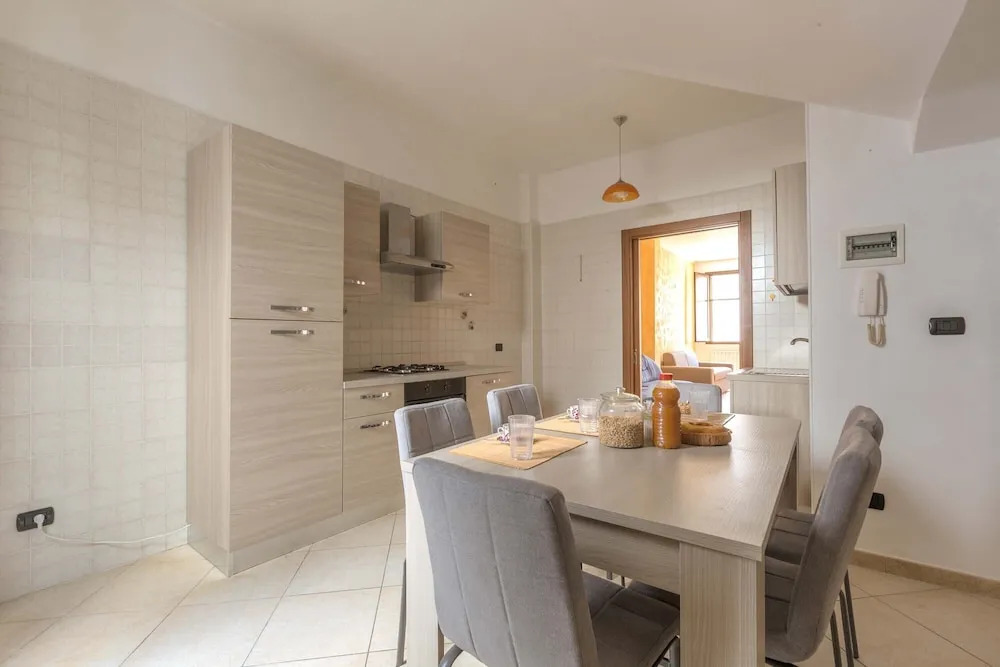 3494 Vico Roca by Barbarhouse