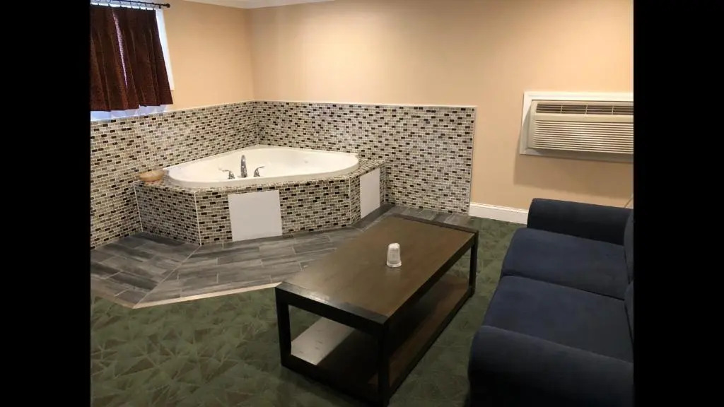 Skyview Motor Inn
