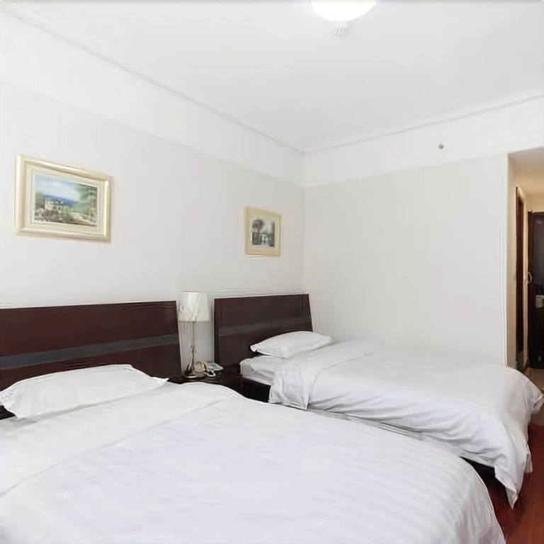 Huafeng Hotel