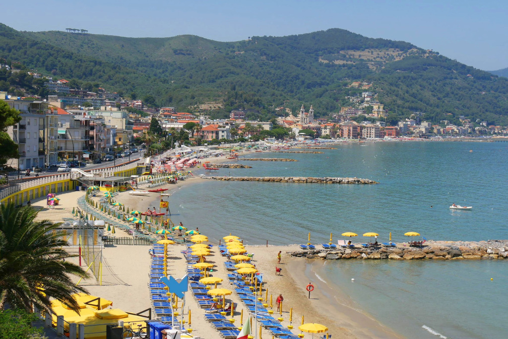 Laigueglia Beach