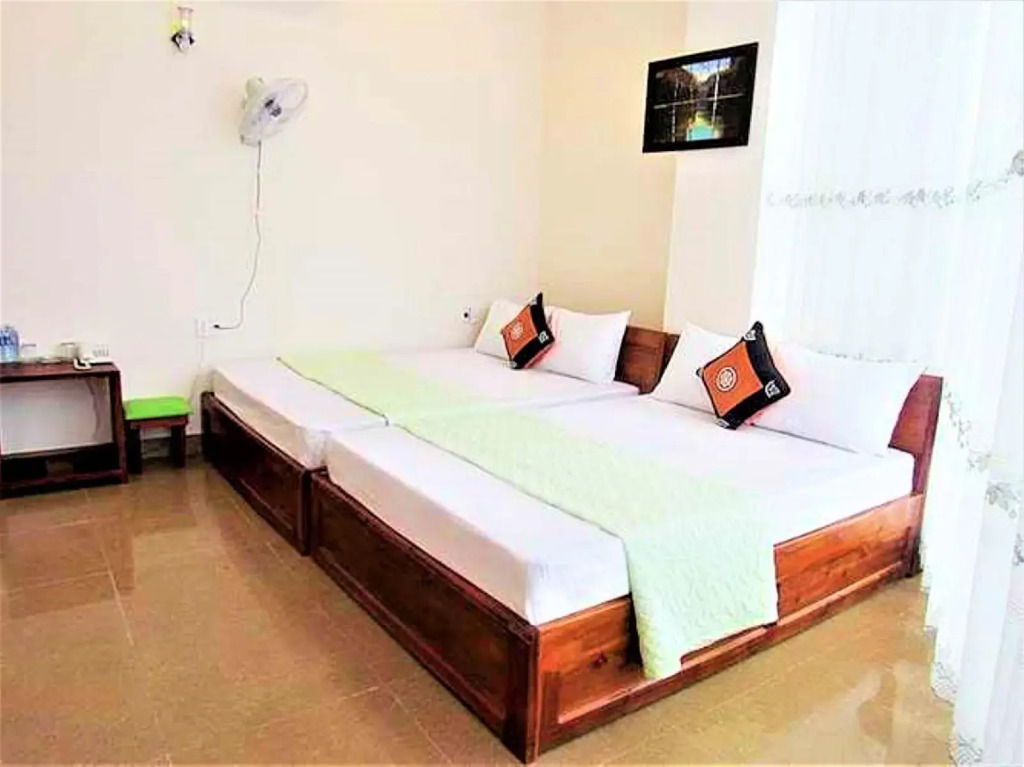 Heaven Hotel