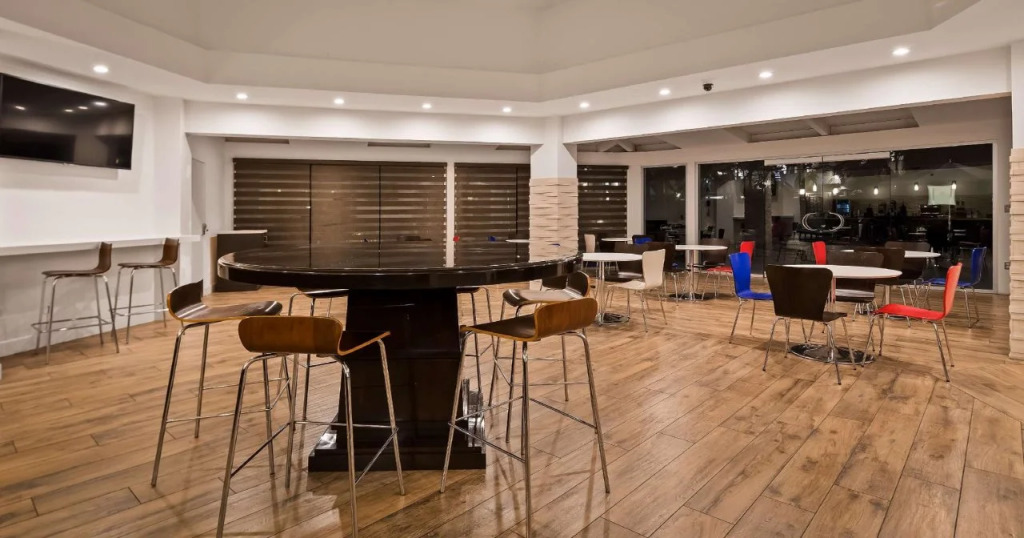 The Encinitan Hotel & Suites