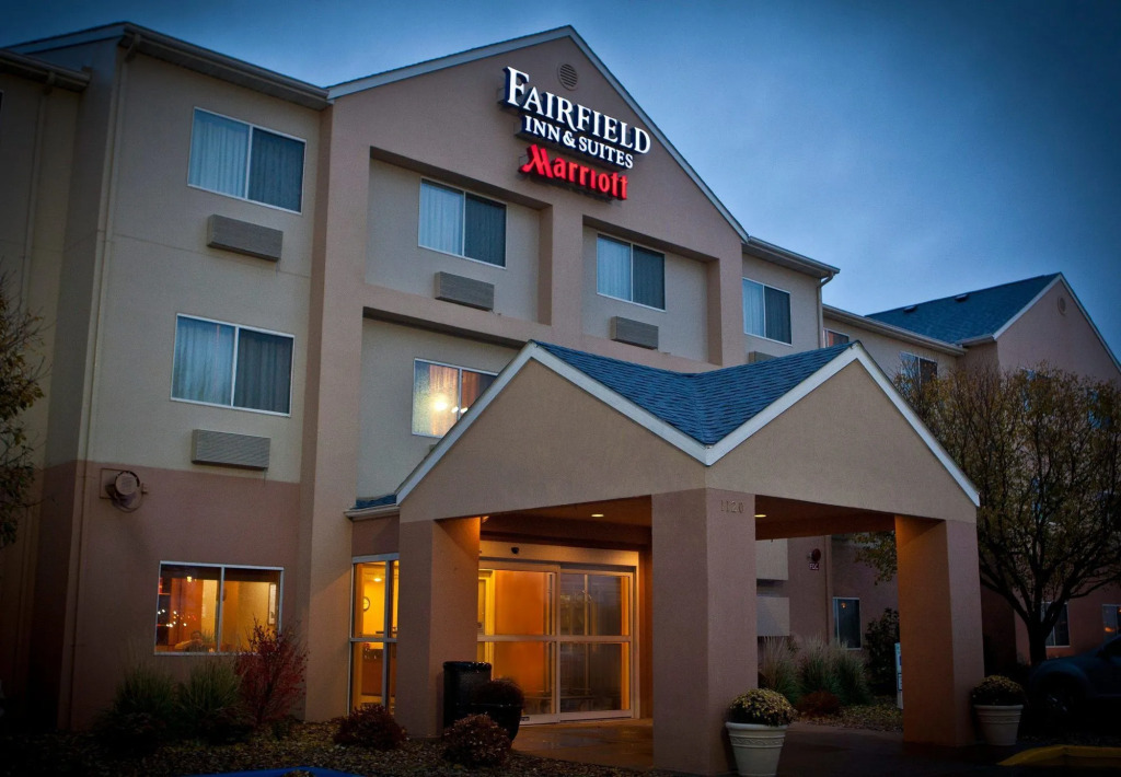SureStay by Best Western Bismarck
