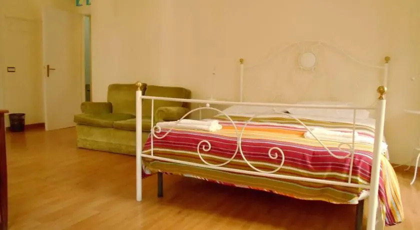 Ciccone Guest House N°3