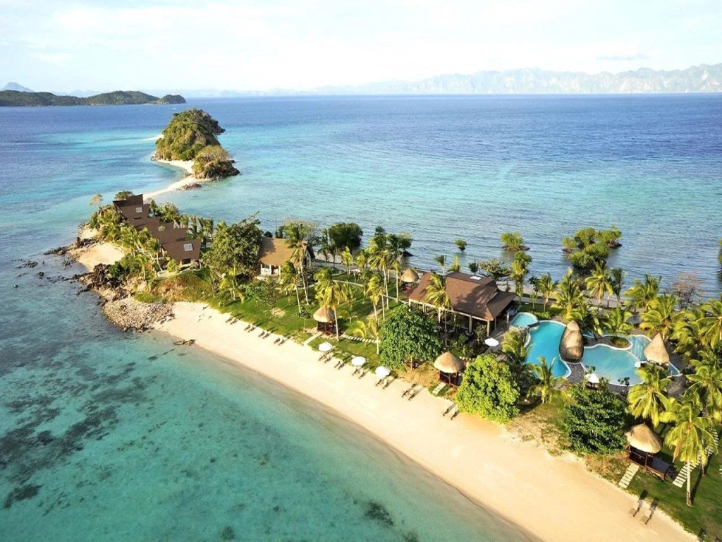 Two Seasons Coron Island Resort