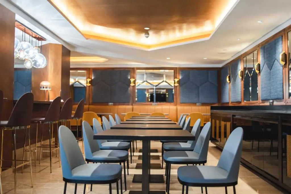 Hotel Eiffel Blomet