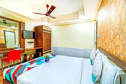 Hotel Mukesh residency