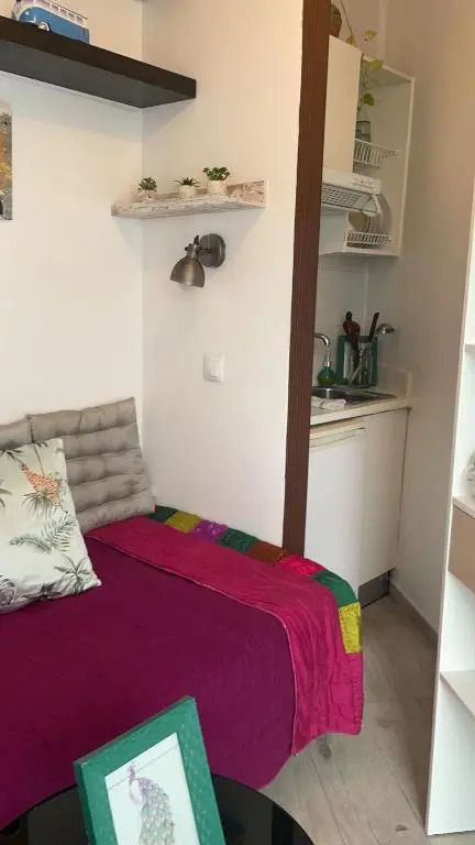 Gobeach Small Studio 8sq Completely Independent