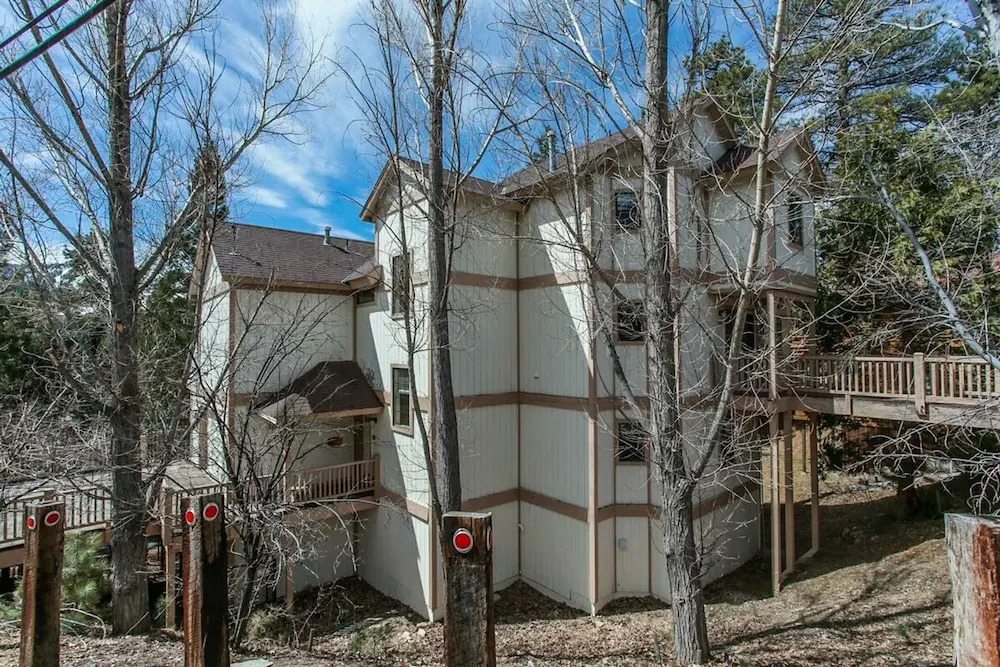 Hillside Retreat-1846 by Big Bear Vacations