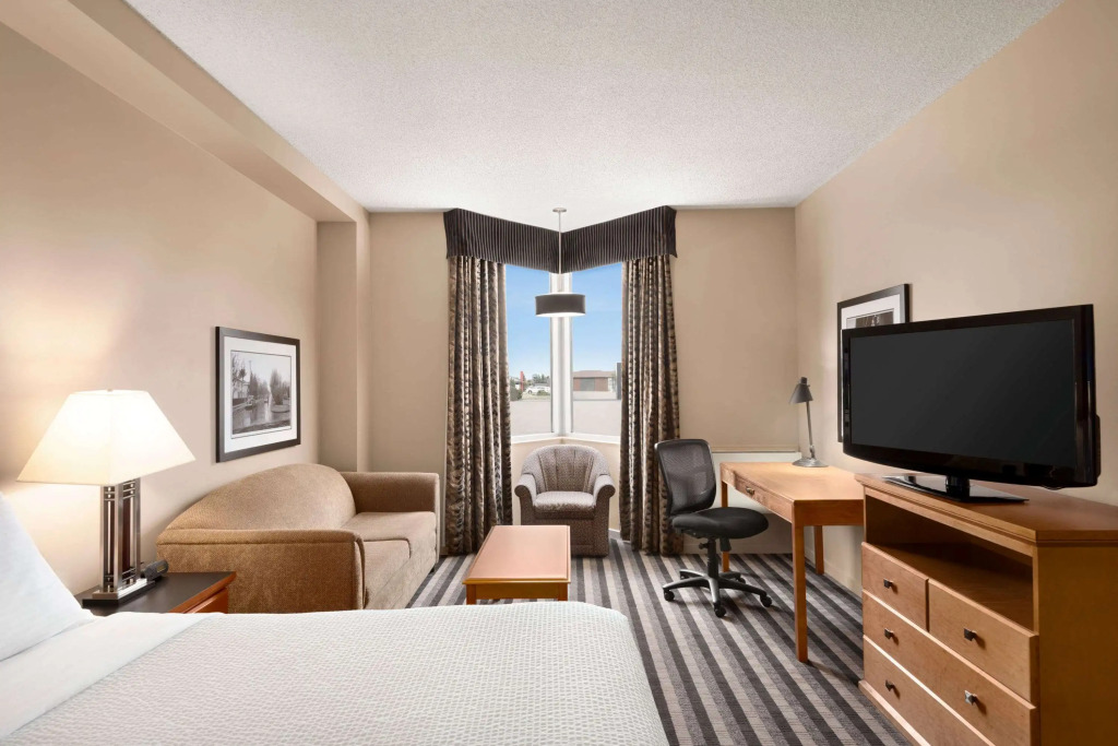 Royal Hotel West Edmonton, Trademark Collection by Wyndham