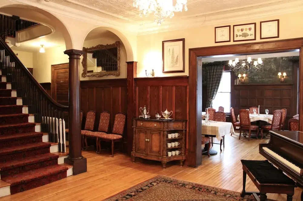 The Interlaken Inn