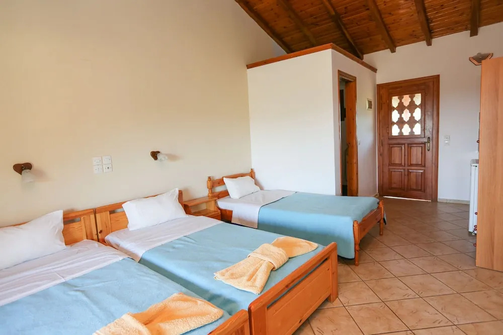 Theodora Studios & Suites