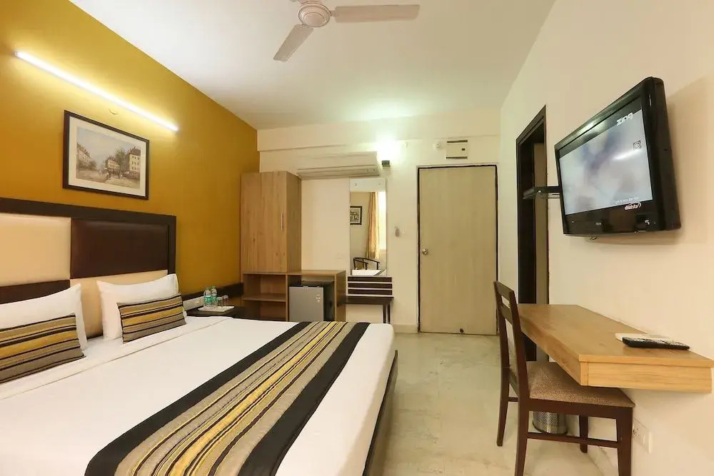 Green Lotus Airport Hotel