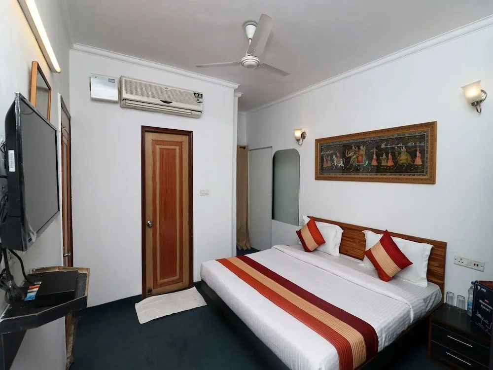OYO 13495 Balaji Residency